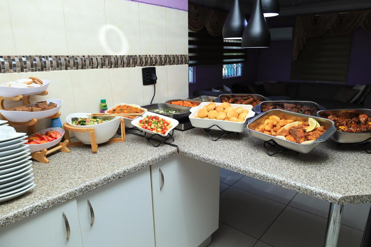 Ndlovukazi food buffet
